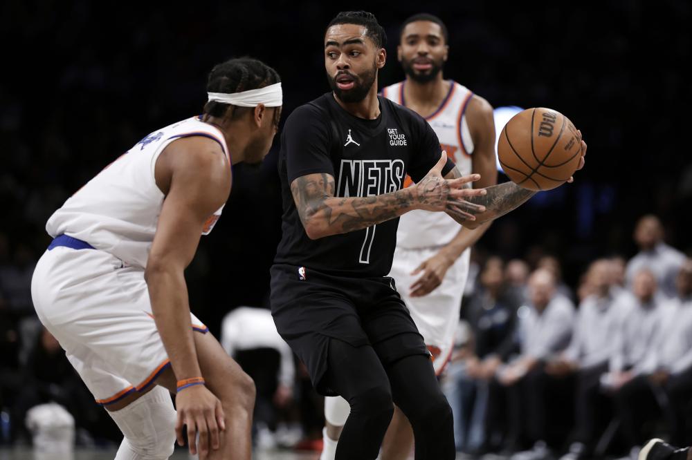 进攻还是遏 进攻还是遏