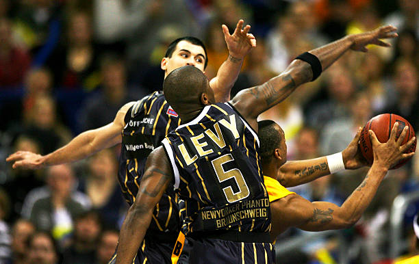 使用了类似 使用了类似